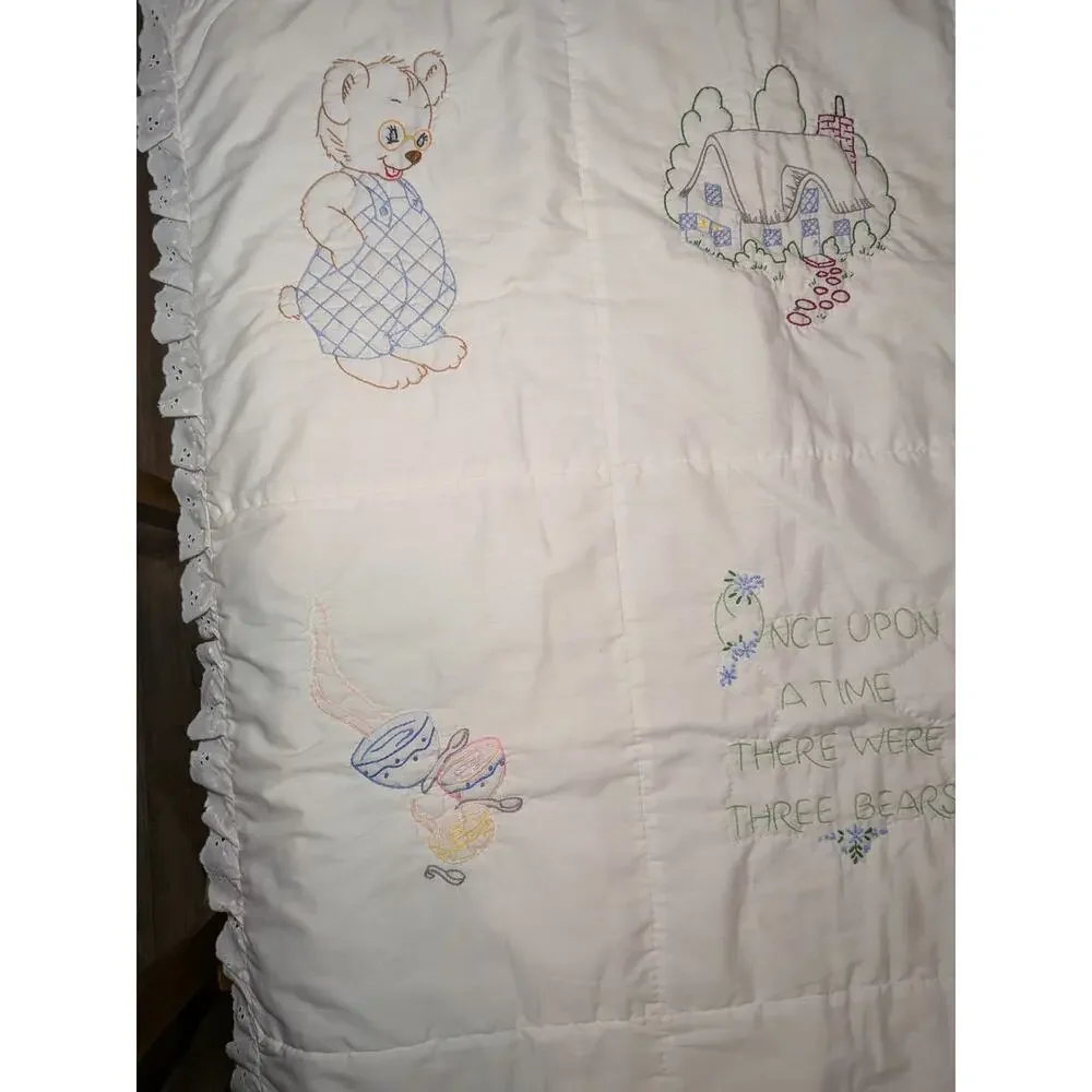 Vtg Hand-Embroidered Three Bears Baby Quilt Goldilocks Nursery Blanket 35